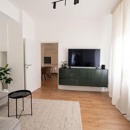 Wohnung Naehe Stadtzentrum Mit Wohnzimmer Und Kueche Coblence Extérieur photo