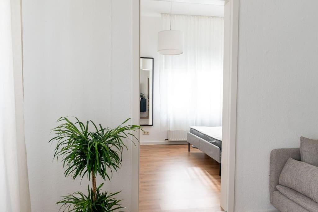 Wohnung Naehe Stadtzentrum Mit Wohnzimmer Und Kueche Coblence Extérieur photo