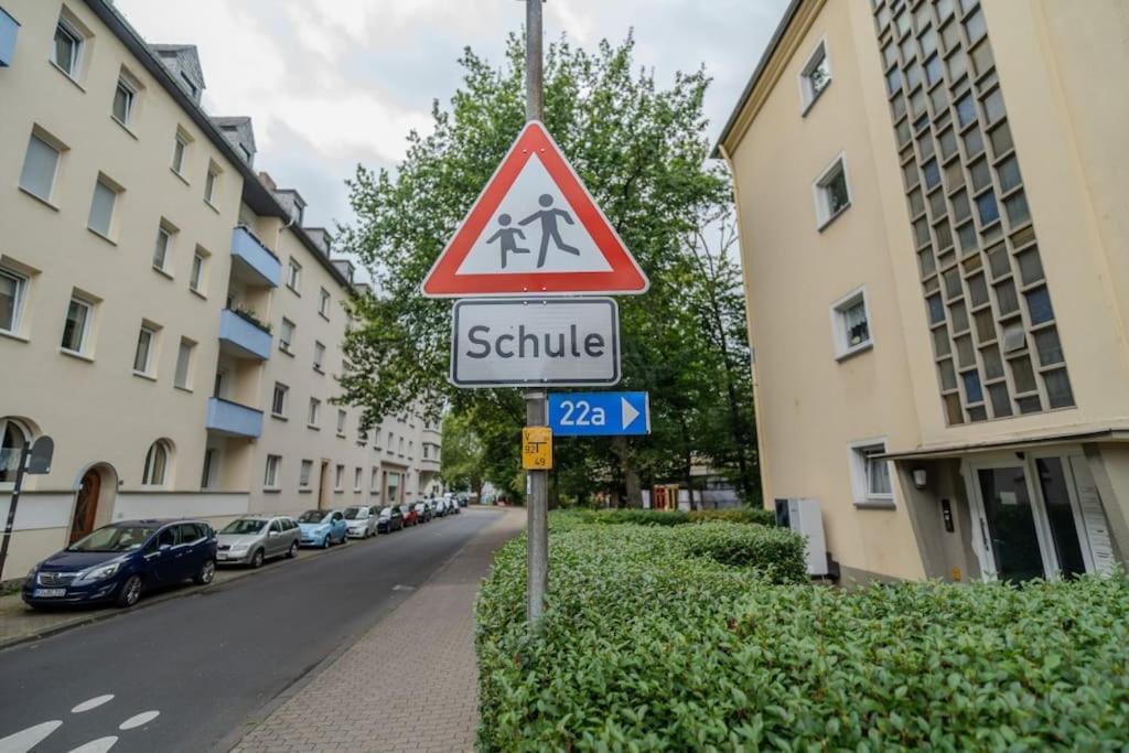 Wohnung Naehe Stadtzentrum Mit Wohnzimmer Und Kueche Coblence Extérieur photo